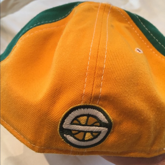 Fitted Sonics hat - Picture 3 of 5
